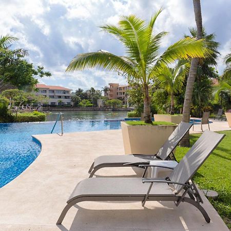 High-End Waterfront Condo At Secrets Waters Puerto Aventuras Bagian luar foto